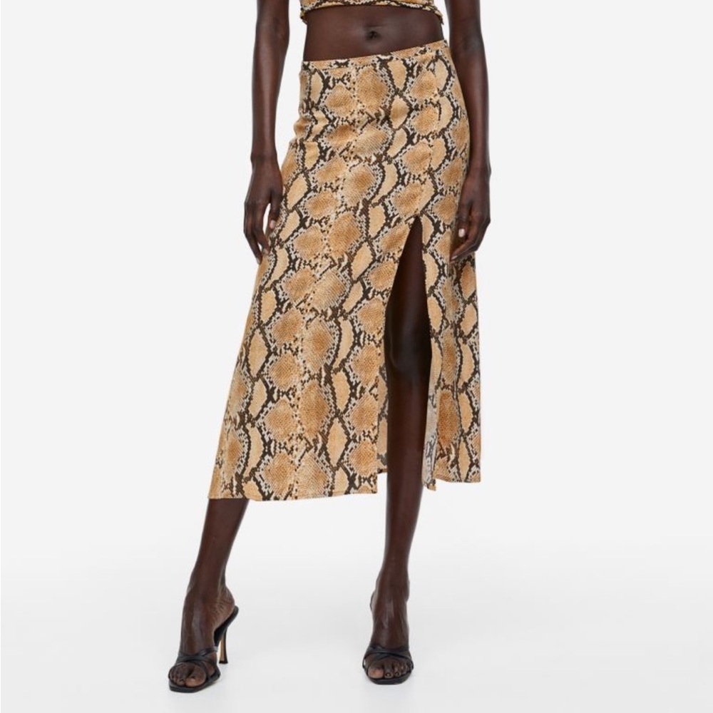 H&M Crepe Snakeskin Print Midi Skirt Size 8